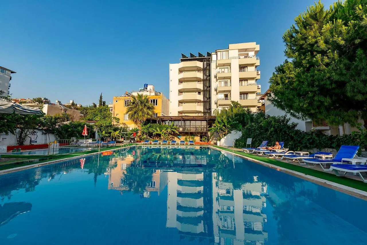 Alibabam Apart Otel Kusadasi